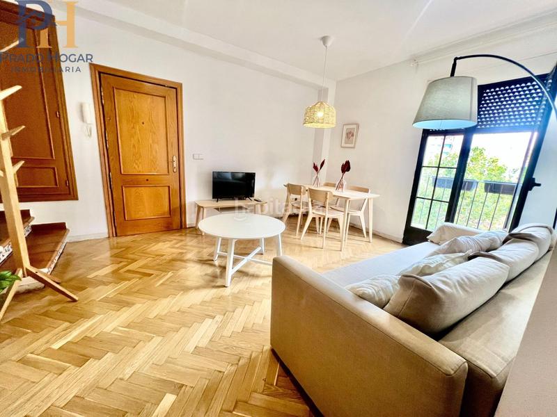 Foto dc3c307f-4b29-4d94-8c52-55bcdb6e0a4a. Zweistöckige wohnung mit heizung in Casco Antiguo Talavera de la Reina