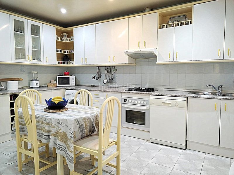Foto 53ca78fc-9141-4aa6-9630-b10c27fdd554. Casa amb calefacció aparcament a Centro Arganda del Rey