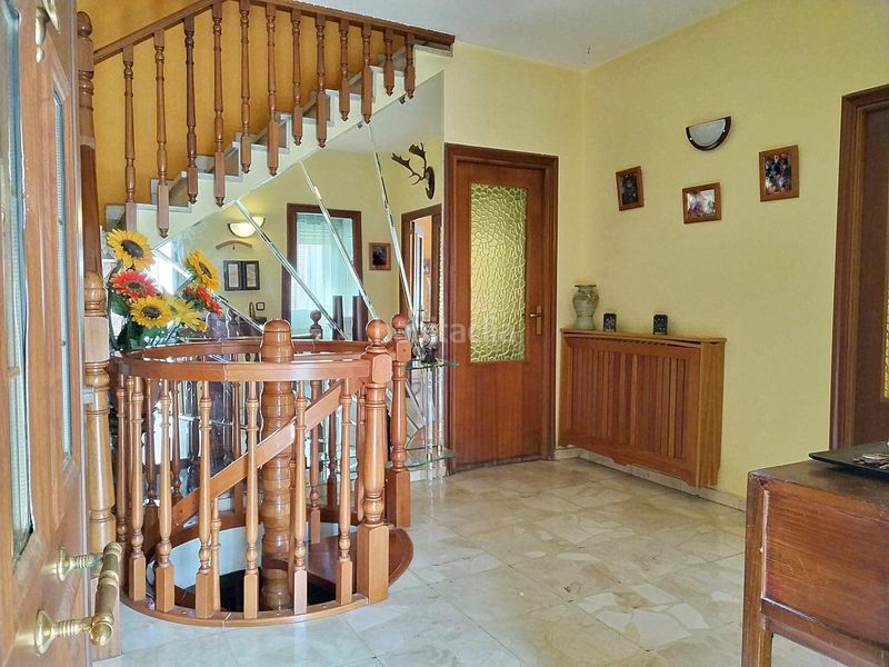 Foto fca42622-ffc2-4abd-8549-74ad8ff1adec. Casa amb calefacció aparcament a Centro Arganda del Rey