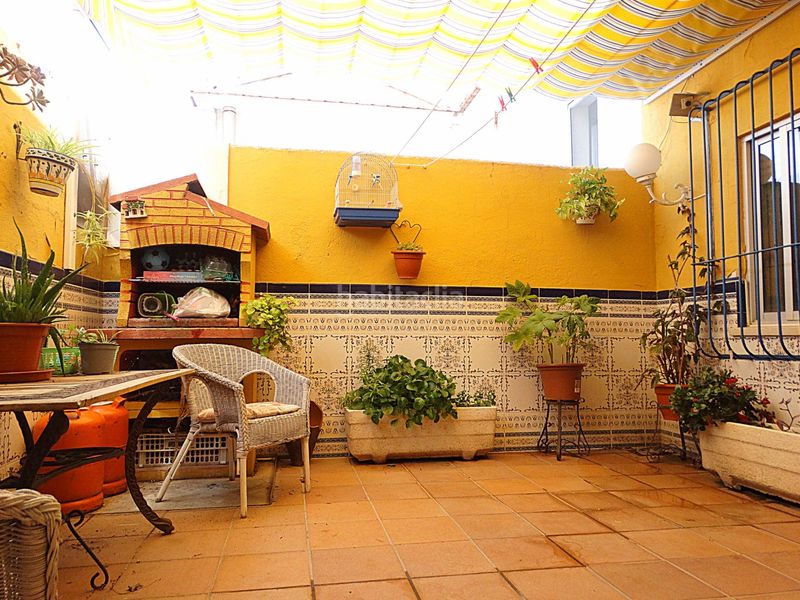 Foto 0d7f6f05-9963-4a3e-b37e-ac687e73c170. Casa con riscaldamento parcheggio in Centro Arganda del Rey