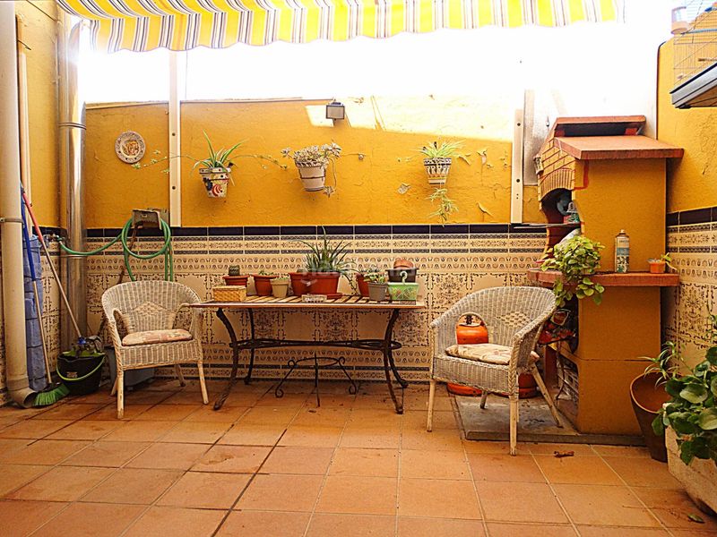 Foto 5803366a-ad45-425e-a671-cafd01f89442. Casa con riscaldamento parcheggio in Centro Arganda del Rey
