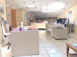 Office space en Centro. Se vende oficinas con posibilidad de cambio a vivienda!!
