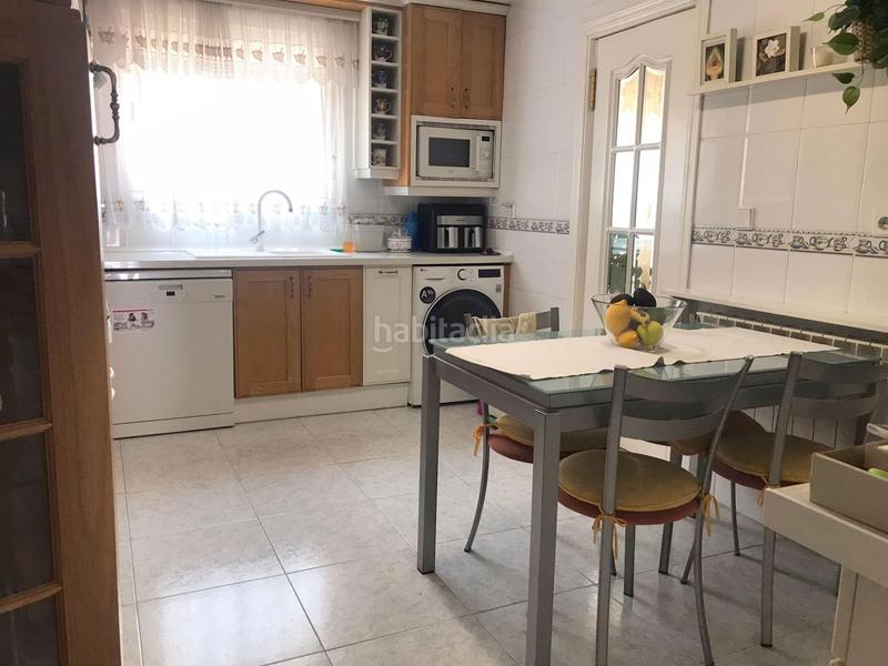 Foto 754ad7c4-e2a0-435b-91d3-49ea32d7e3e1. Casa pareada buscas el máximo confort y ahorro energético? presta atención a este chalet !! en Arganda del Rey