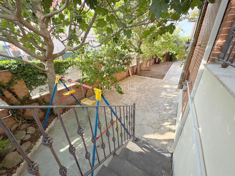 Foto 950faf0c-d643-4fcc-a791-c067ac61750c. Casa aparellada amb calefacció aparcament a El Mirador-El Grillero Arganda del Rey