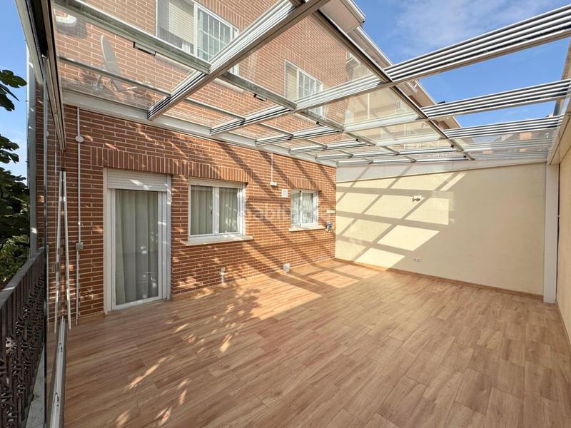 Foto bb897483-720d-4b94-a081-e6c4b092d844. Casa aparellada amb calefacció aparcament a El Mirador-El Grillero Arganda del Rey