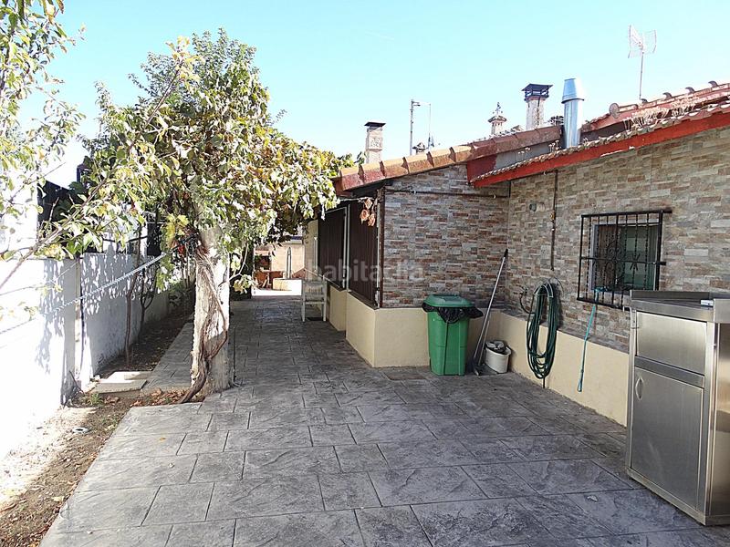 Foto 1484d393-11f4-48f1-9326-b103d6011b5b. Xalet amb calefacció aparcament piscina a Los Villares Arganda del Rey