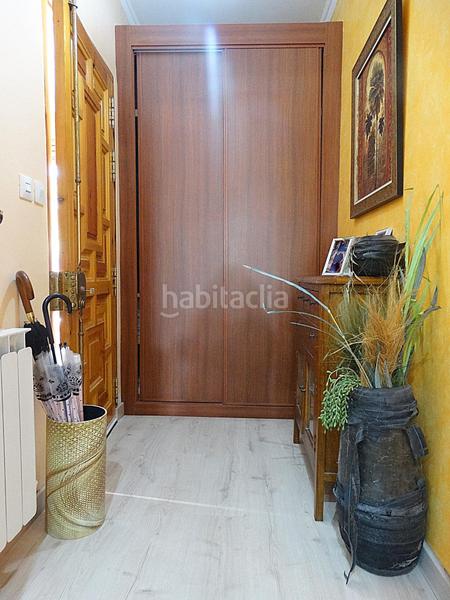 Foto 20c1fc8f-3a71-4231-a6b0-af09189077c9. Xalet amb calefacció aparcament piscina a Los Villares Arganda del Rey