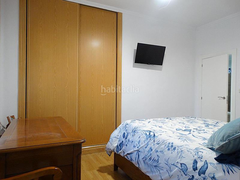 Foto 3c1b43fa-4a39-402c-b4b6-7078975cd3a1. Xalet amb calefacció aparcament piscina a Los Villares Arganda del Rey