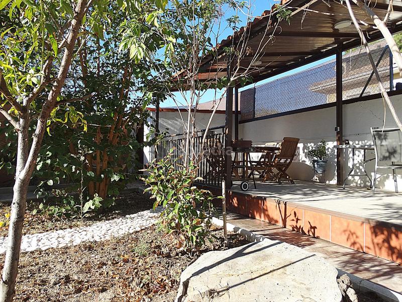 Foto 4aae37da-2c4a-4439-8ca6-cf11b672a5d1. Xalet amb calefacció aparcament piscina a Los Villares Arganda del Rey