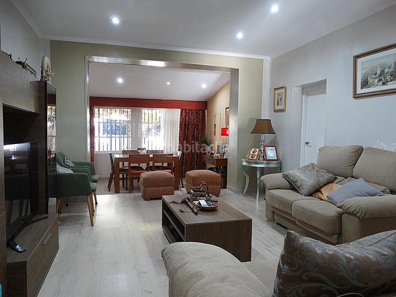 Foto bfef92d7-a2f4-42aa-96bf-a5b48d65e9d0. Xalet amb calefacció aparcament piscina a Los Villares Arganda del Rey