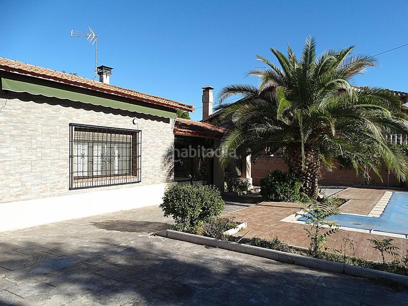 Foto c03a5796-952a-40dd-b4c4-5f9b52dc945a. Xalet amb calefacció aparcament piscina a Los Villares Arganda del Rey