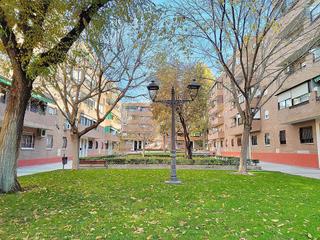 Location Appartement à La Poveda. Bonita vivienda reformada con ascensor y zonas ajardinadas
