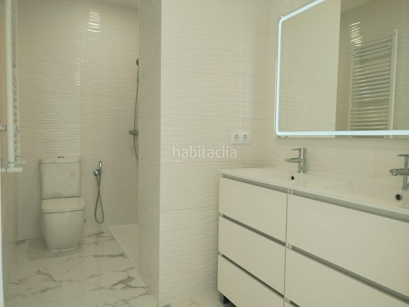 Foto 3a7e6405-2cbd-4166-8883-88f17cf203c4. Planta baixa amb calefacció a Perlita Arganda del Rey
