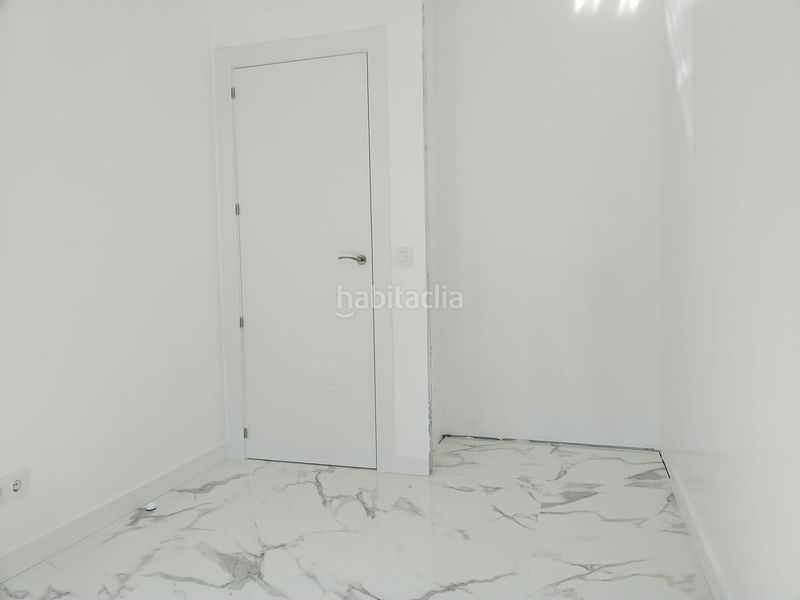 Foto 4c852a33-53fb-4241-9572-7532a3796175. Planta baixa amb calefacció a Perlita Arganda del Rey