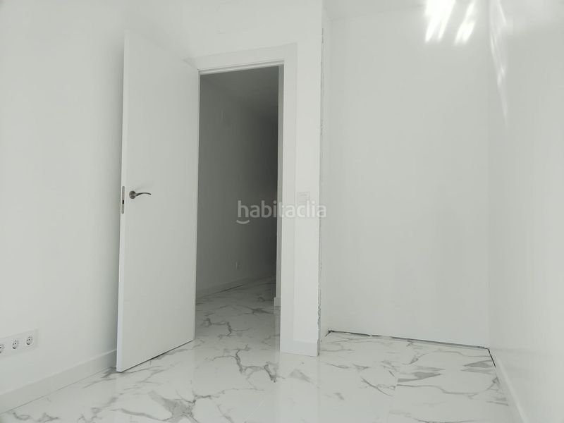 Foto 5823f86f-a9a5-4f9d-9ea1-ceb3eea8b68a. Planta baixa amb calefacció a Perlita Arganda del Rey