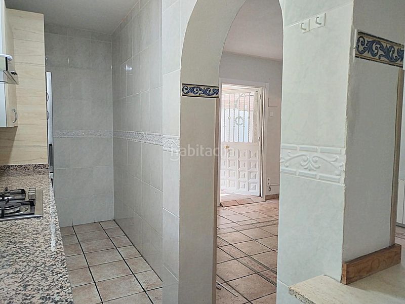 Foto 984326a2-25a8-4a60-b066-21e5d3cbe135. Casa amb calefacció a La Poveda Arganda del Rey
