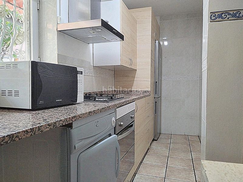 Foto e2aac0d5-d91b-4715-99be-0b04d9f0e042. Casa amb calefacció a La Poveda Arganda del Rey