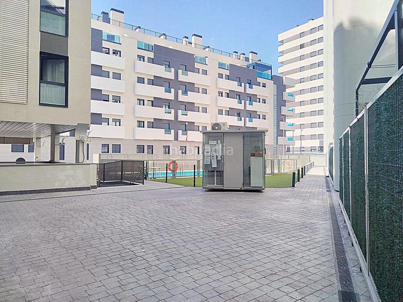 Foto 8bf15125-8105-44a6-ad9d-5732afd5a00e. Flat with heating parking pool in Centro Arganda del Rey