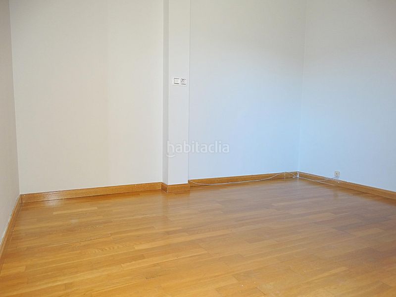 Foto cbc55ff6-9e6f-496c-8055-4c8fe8fdd217. Duplex con riscaldamento parcheggio in Centro Arganda del Rey