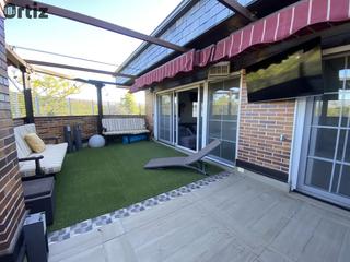 Rent Penthouse in Fresnos I y II. Atico en alquiler en los fresnos, 4 dormitorios.