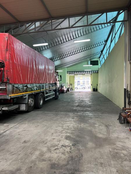 Foto 134ce965-cc3f-4871-b9f2-9f7356b0fcdf. Fabrikhalle in Parque Cataluña Torrejón de Ardoz