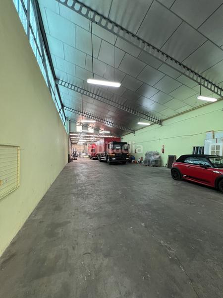 Foto ff9367e9-f539-412f-8b22-8c1e90d2cf4b. Fabrikhalle in Parque Cataluña Torrejón de Ardoz
