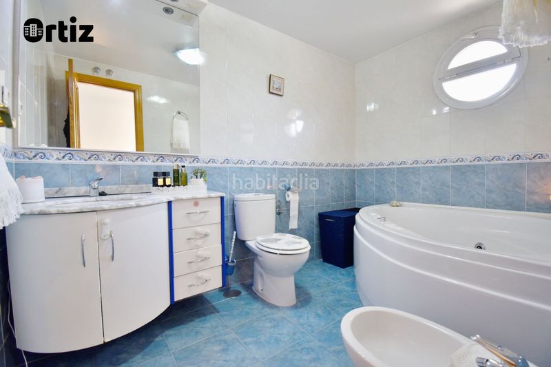 Foto 69569310-36a3-4c73-8aee-e9c81b3caa1f. Chalet  en venta , 4 dormitorios. en Loeches
