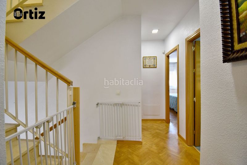 Foto 8229e390-b3ac-46f3-a4c5-a5910c6aa2c2. Chalet  en venta , 4 dormitorios. en Loeches