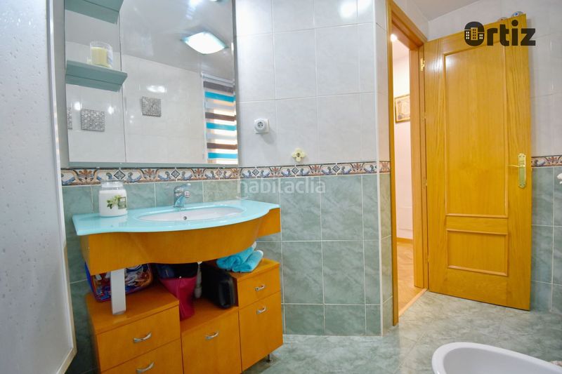 Foto c0c5aa32-c943-4a73-9120-6c6369cdb806. Chalet  en venta , 4 dormitorios. en Loeches