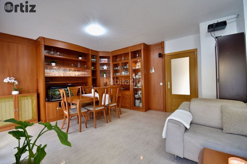 Foto c3ccf476-7f2a-43ad-9248-6896f9a87e81. Chalet  en venta , 4 dormitorios. en Loeches
