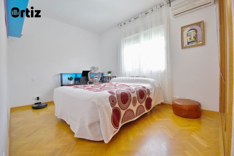 Foto ec278f1a-9dfd-4ad9-bcf4-21b25f657766. Chalet  en venta , 4 dormitorios. en Loeches