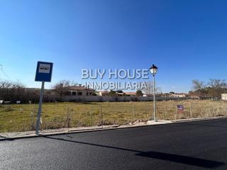 Terreny residencial a Yeles. Parcela de esquina con 2500 m2 en yeles.