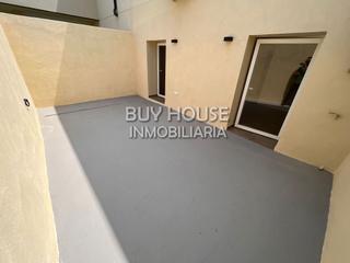 Lloguer Pis a Parque Manuel de Vega-Carretera de Ugena. Precioso apartamento con patio en illescas  zona centro.