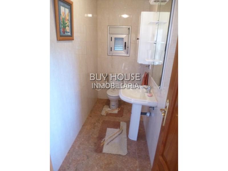 Foto aab5ef06-2fd8-4386-af5e-8cd4c2f80026. Chalet  independiente con 2500 m2 de terreno! . en Yeles