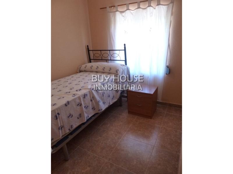 Foto d6c6eeb4-80d8-4df9-83ac-50dd08f3a2ec. Chalet  independiente con 2500 m2 de terreno! . en Yeles