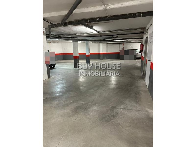 Foto 923f74bf-d57c-4257-afa2-62066077737c. Aparcament cotxe a Estación-Cruz Roja Illescas