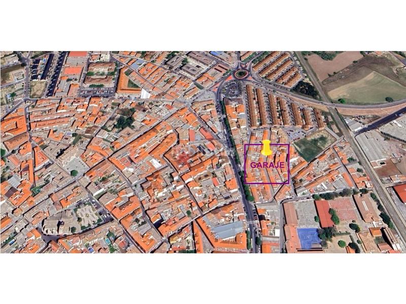 Foto af99ee45-804d-4a21-988f-c274f62d3994. Aparcament cotxe a Estación-Cruz Roja Illescas