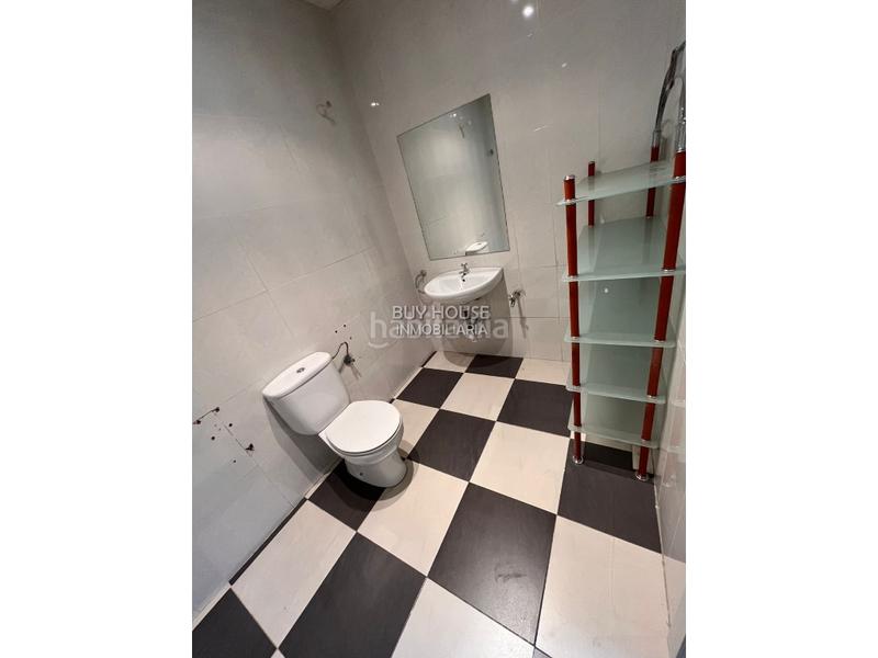 Foto d3e2ed3c-a8d1-4dd8-acb8-cc0c61c9918f. Location local commercial dans Centro Illescas