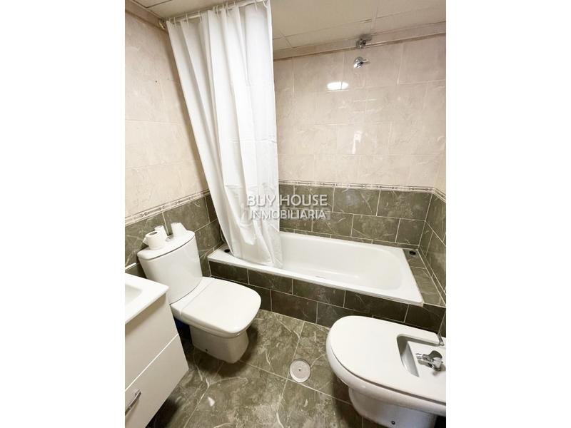 Foto 9687ff8d-aac7-48d4-86b5-60e41139d6b0. Alquiler piso centrico piso toledo en Bargas