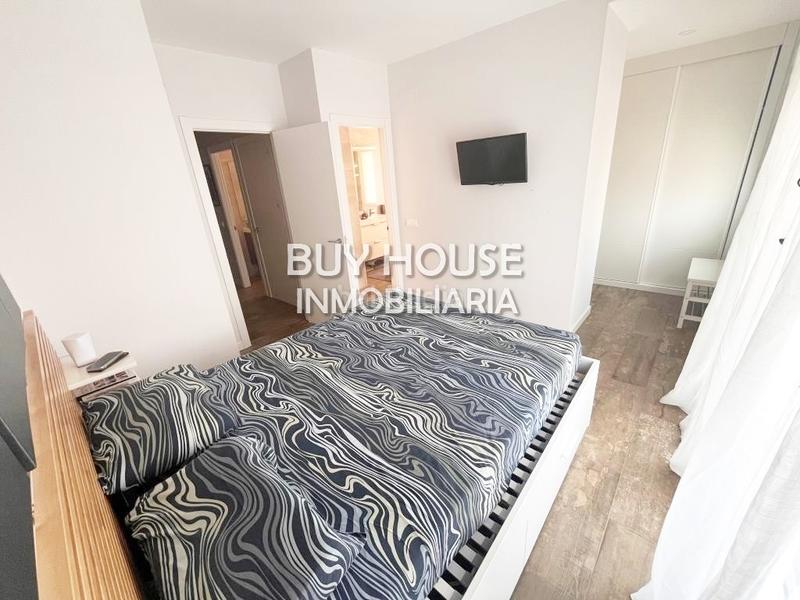 Foto 31b7d2a7-f39f-43f4-bc95-c68c0d8ea33e. Chalet exclusivo chalet pareado este. en Parla este Parla