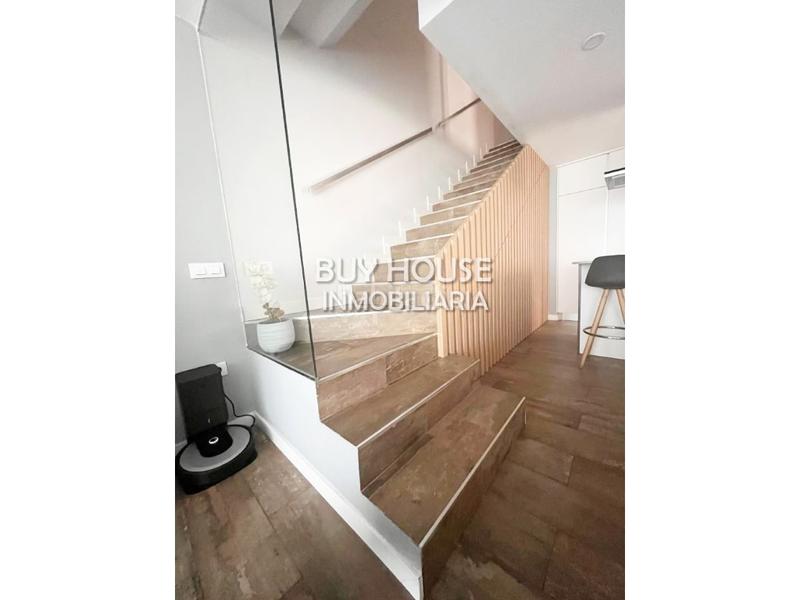 Foto b1a52aae-8cce-41be-bf2e-554f15446d32. Chalet exclusivo chalet pareado este. en Parla este Parla