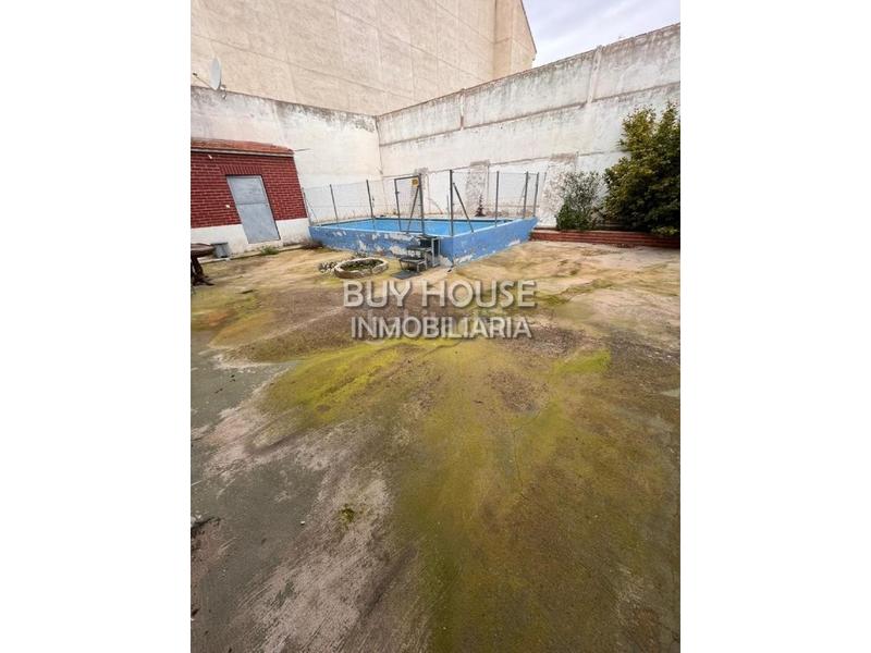 Foto b1a90a38-ecbb-4956-8301-0fea756965d1. Chalet casa oportunidad! en Yuncos