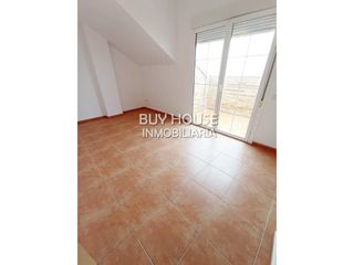Rent Penthouse in Borox. Atico en borox con terraza.