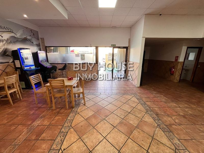 Foto 55af9db7-2cfd-4aad-a937-60f34fd786df. Alquiler local comercial traspaso de bar restaurante en activo en numancia pol. industrial villa de azaña en Numancia de la Sagra