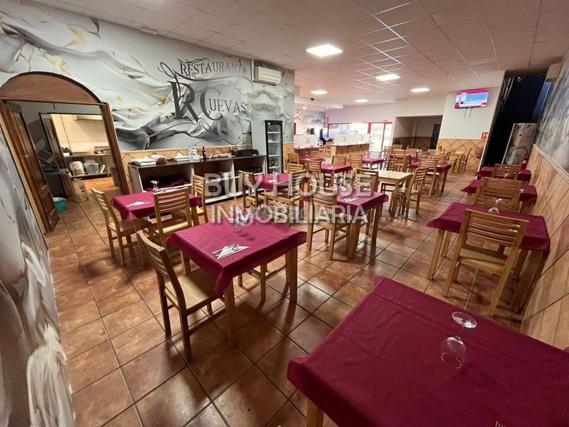 Foto d39b2848-afdc-441d-802c-259ecdcf1dee. Alquiler local comercial traspaso de bar restaurante en activo en numancia pol. industrial villa de azaña en Numancia de la Sagra