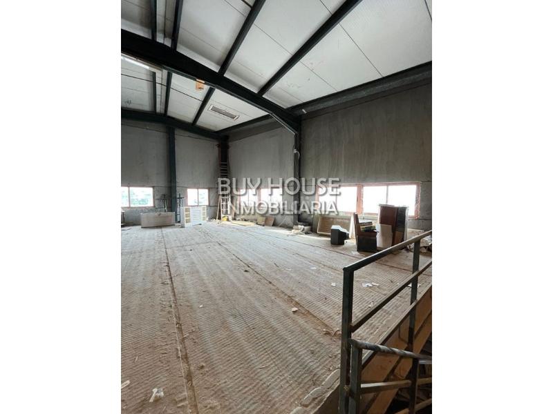 Foto af2cf385-6205-4c3e-96be-1f5e4a2413b0. Nau industrial a Estación-Cruz Roja Illescas