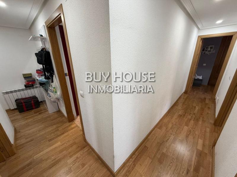 Foto 18a2227e-2908-44cc-814e-9e24167fd14e. Etagenwohnung mit parking in El Quiñón Seseña