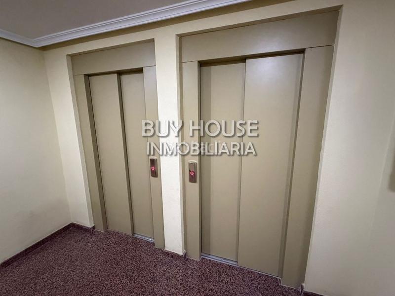 Foto a329f81d-9052-4372-b303-03f2f0c18969. Etagenwohnung mit parking in El Quiñón Seseña