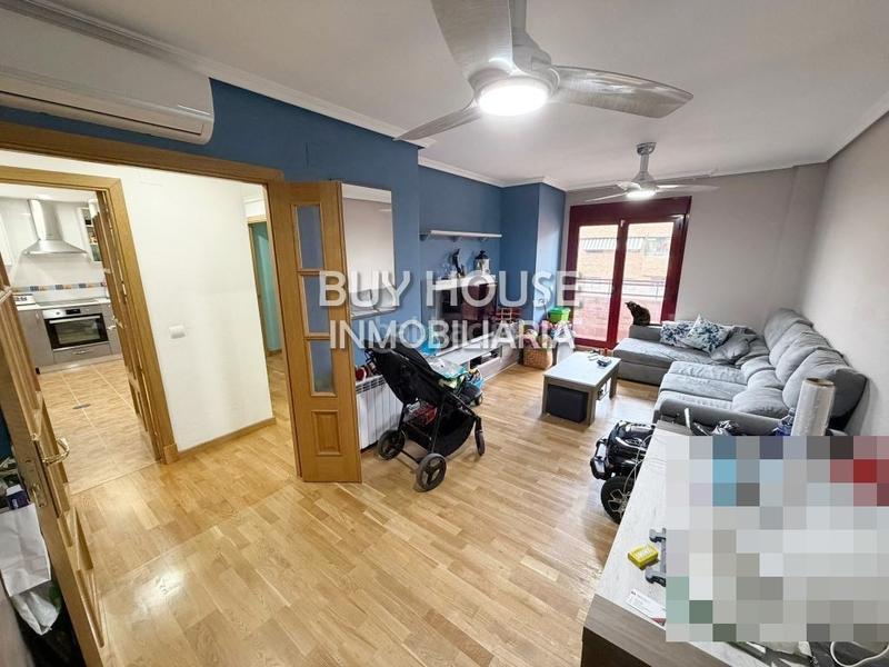 Foto ddcb1000-8749-4fee-86c3-50878e730a8a. Etagenwohnung mit parking in El Quiñón Seseña