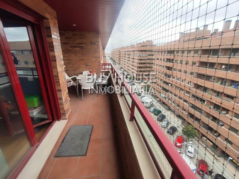 Foto e887063f-a242-40cd-9643-24a35c2a5a1e. Etagenwohnung mit parking in El Quiñón Seseña